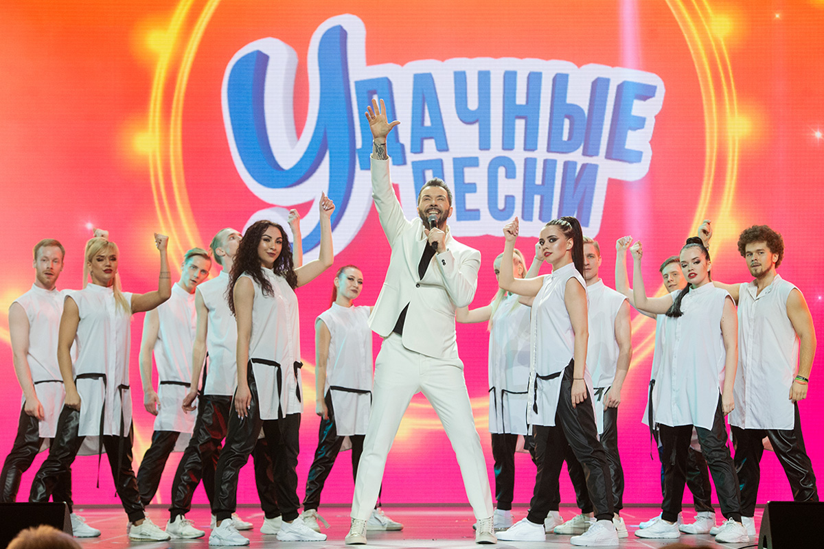 Большой фестиваль «Удачные песни»